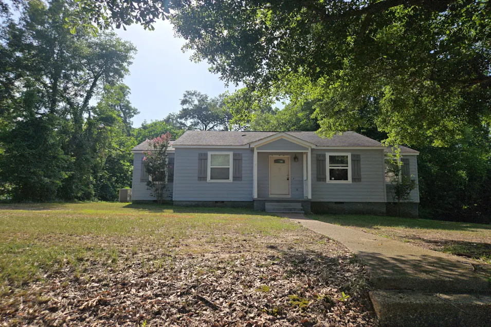 306 N West St Mendenhall, MS 39114, Simpson County