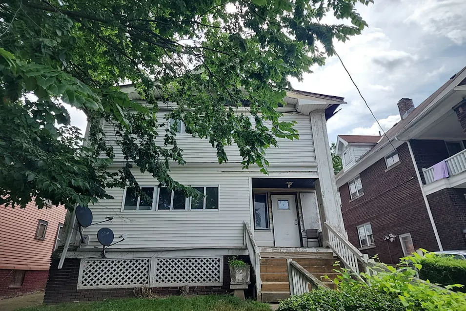 3275e 103rd St Cleveland, OH 44104, Cuyahoga County