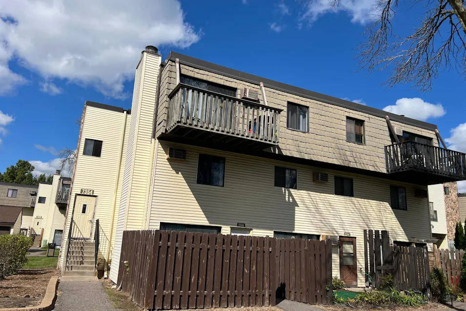 7354 72nd La N Unit 324 Brooklyn Park, MN 55428, Hennepin County