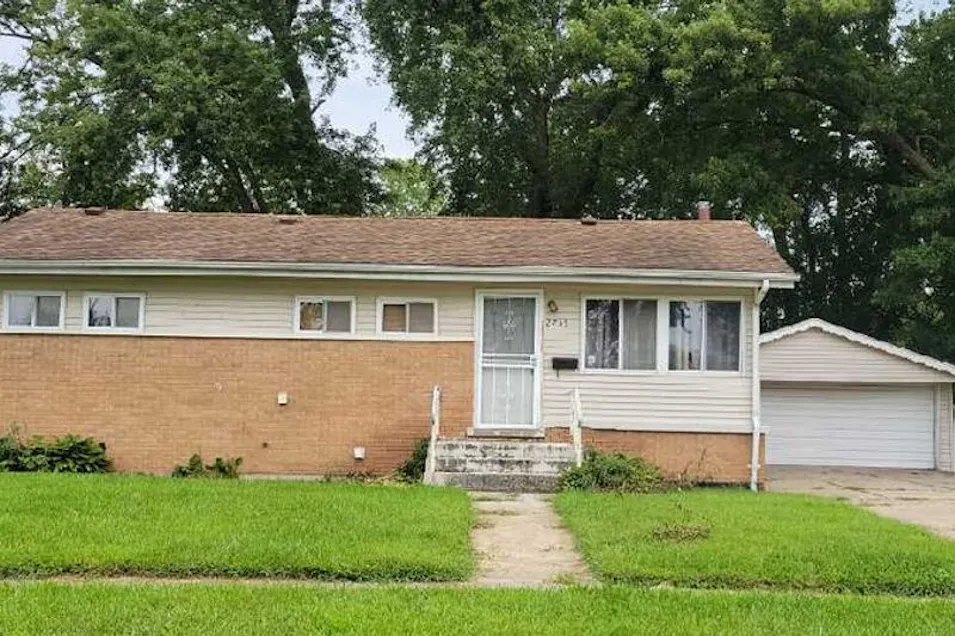 2755 Circle Drive Markham, IL 60428, Cook County