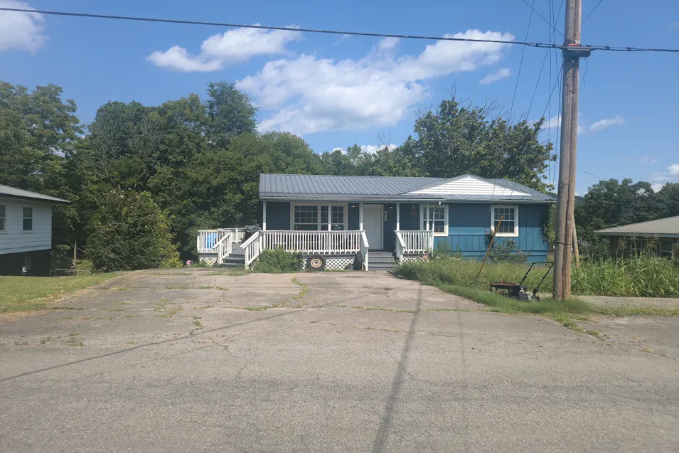 326 Grady Rd Etowah, TN 37331, McMinn County