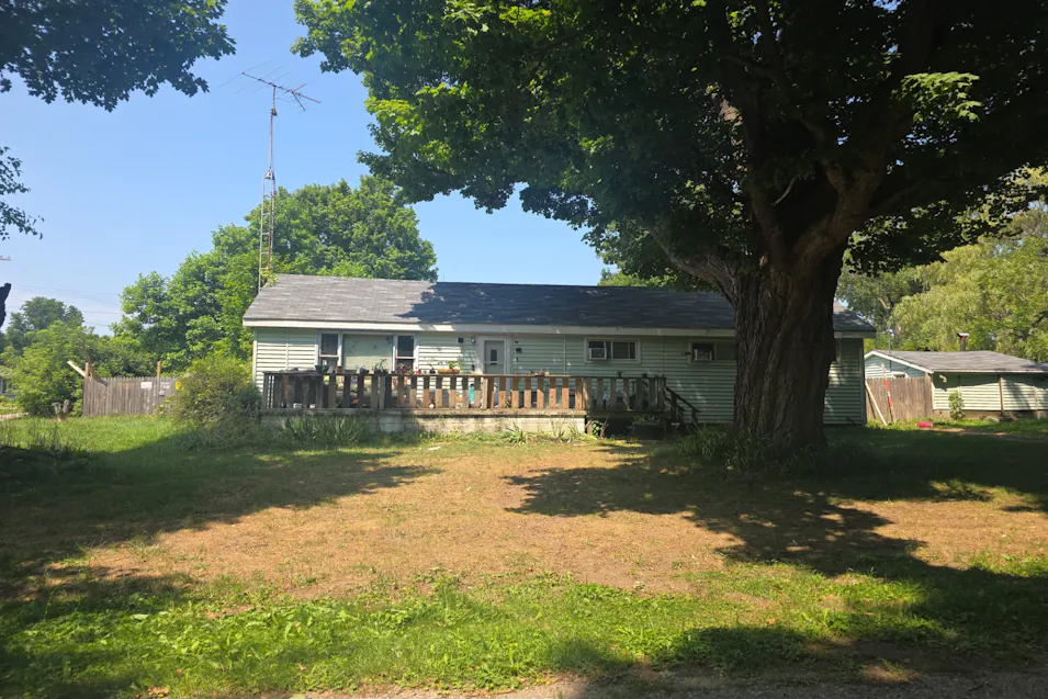 6406 12th St Otter Lake, MI 48464, Lapeer County