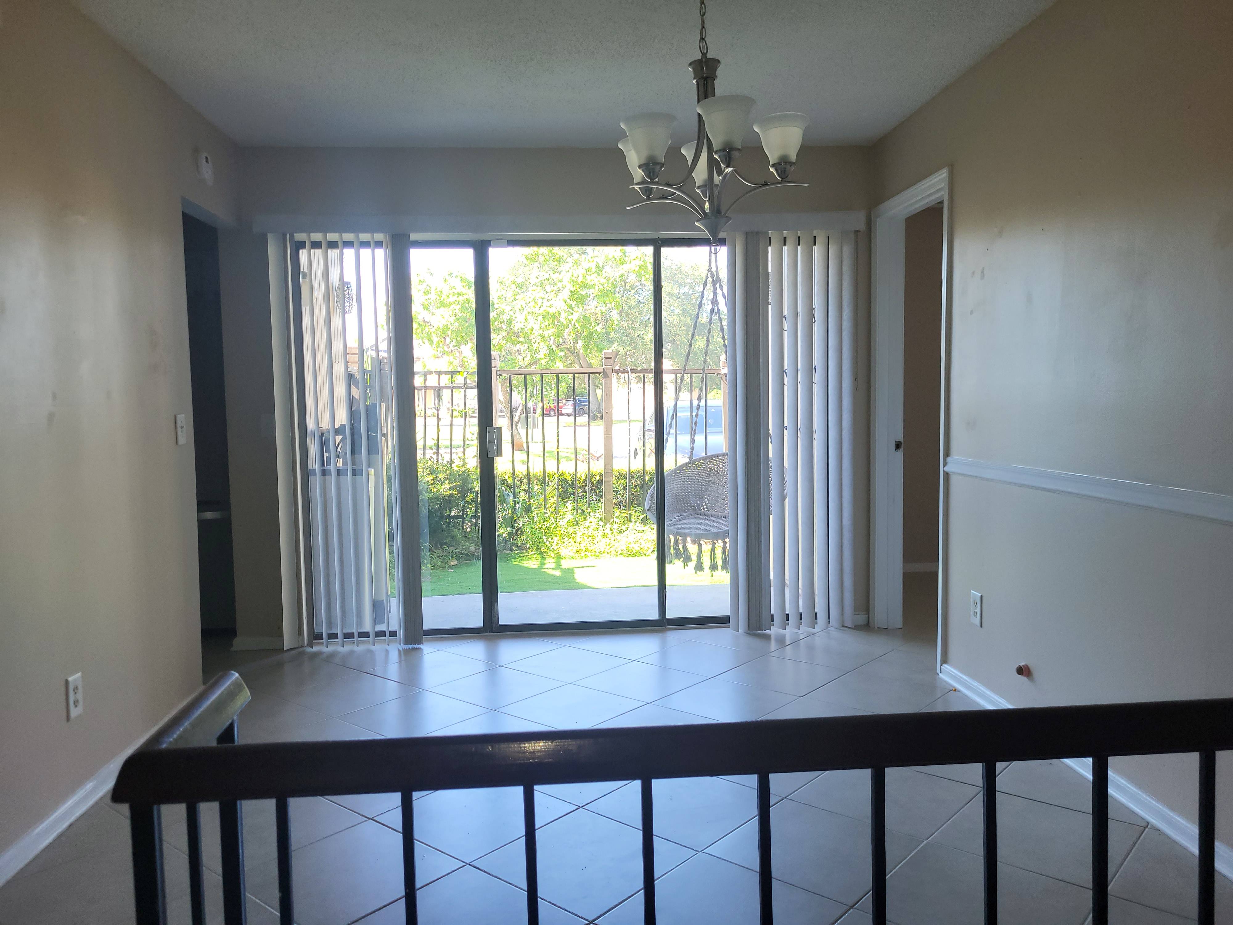 7647 Las Palmas Way photo 5