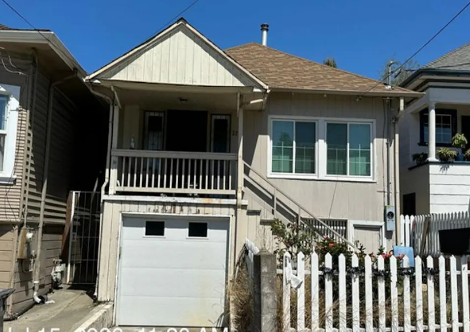 2711 13th Avenue Oakland, CA 94606, Alameda County