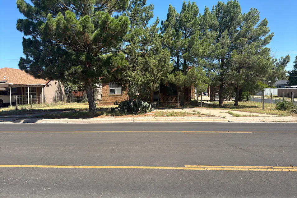 218 E Sanger St Hobbs, NM 88240, Lea County