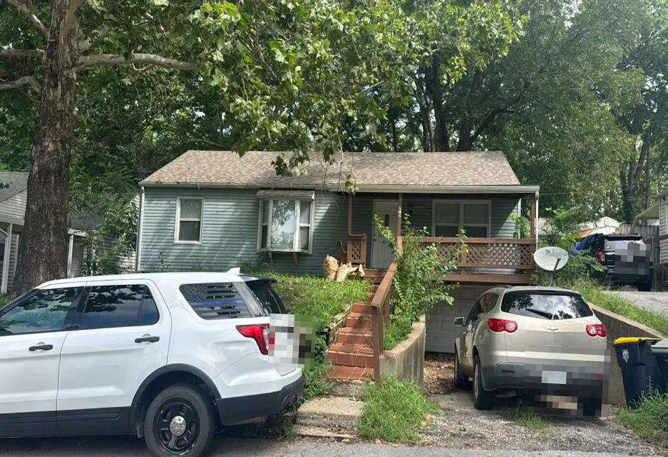 712 NE 45th St Kansas City, MO 64116, Clay County