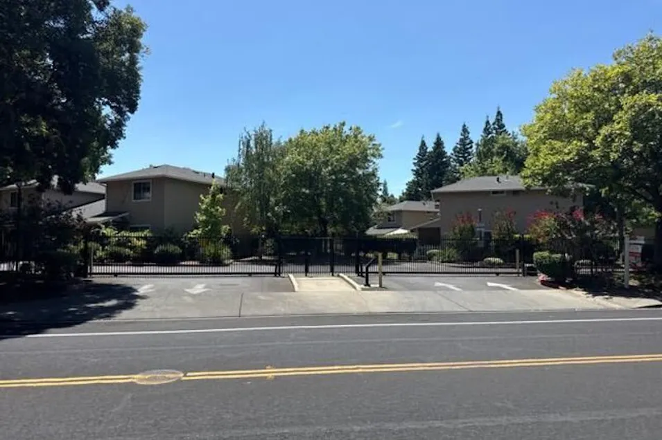 2055 Amanda Way #16 Chico, CA 95928, Butte County