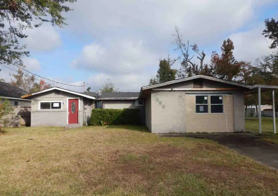 822 Shady Ln Westlake, LA 70669, Calcasieu County