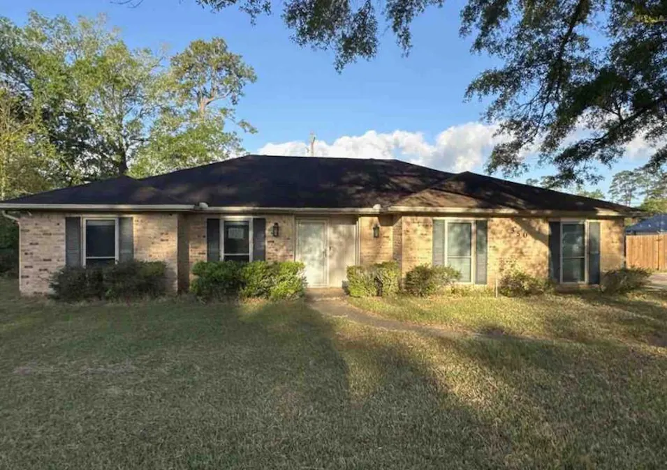 350 Concord St Vidor, TX 77662, Orange County