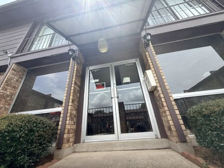 1820 E Kings Hwy Apt 35 Shreveport, LA 71105, Caddo County