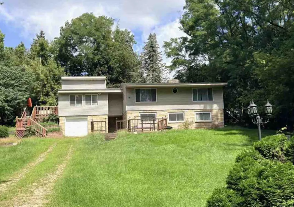 69582 S Nottawa Rd Sturgis, MI 49091, St. Joseph County