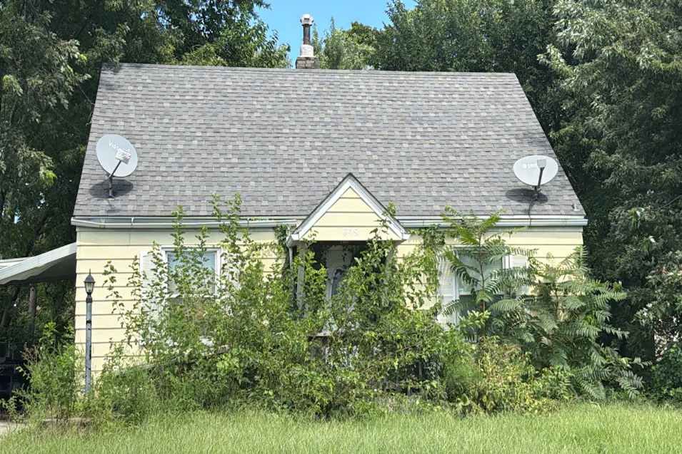 609 Caulder Ave Des Moines, IA 50315, Polk County