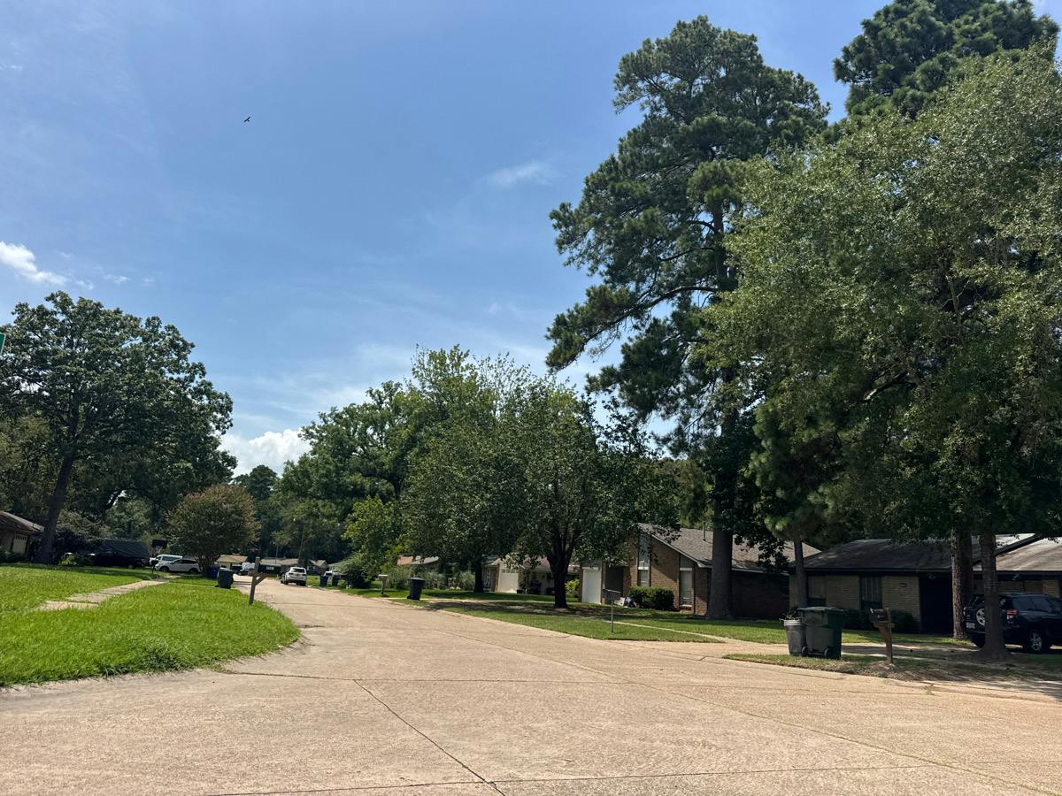 Baywood Dr, Shreveport, LA 71118
