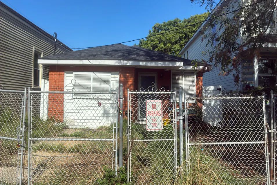 1504 Clouet St New Orleans, LA 70117, Orleans County