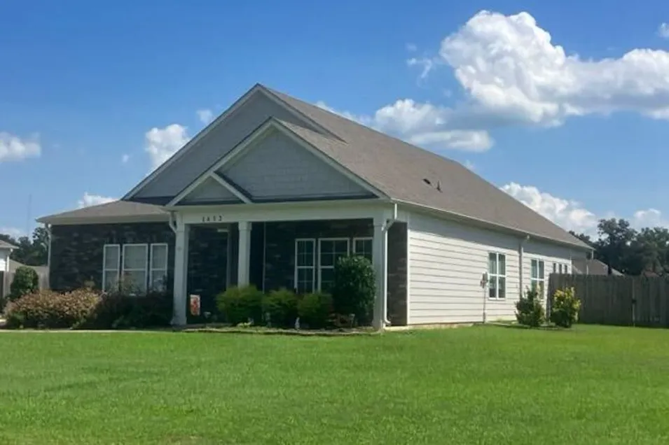 1432 Mountain Laurel Ln Moody, AL 35004, St Clair County