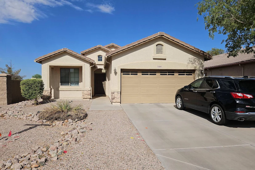 3089 North Desert Horizons Lane