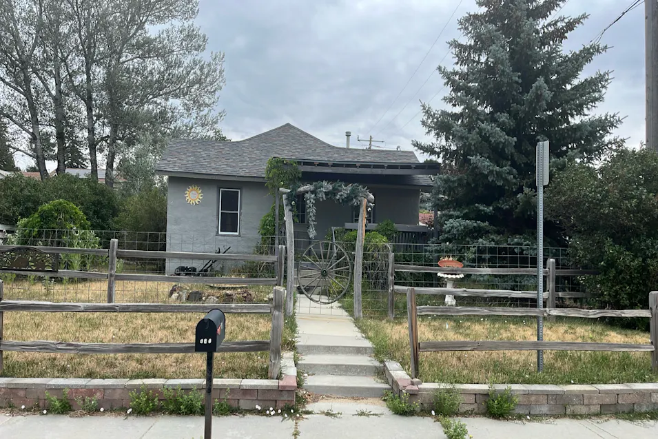 491 S Burritt Ave Buffalo, WY 82834, Johnson County