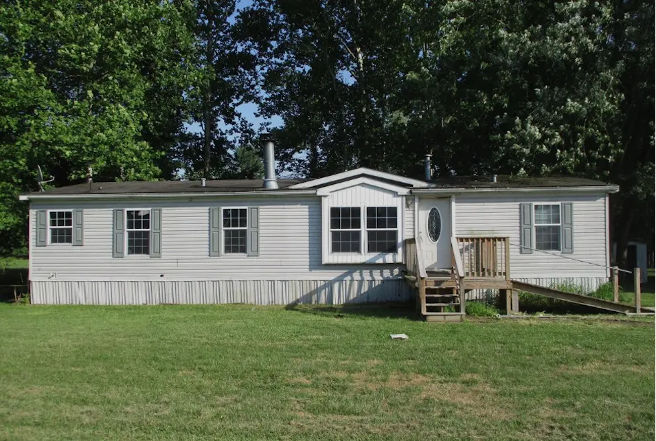95 Pennsylvania Ave Reading, PA 19606, Berks County