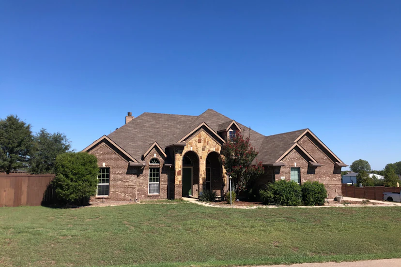 105 Devonshire Dr