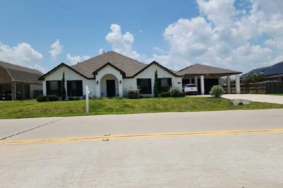 3606 Pedregal Road Dickinson, TX 77539, Galveston County