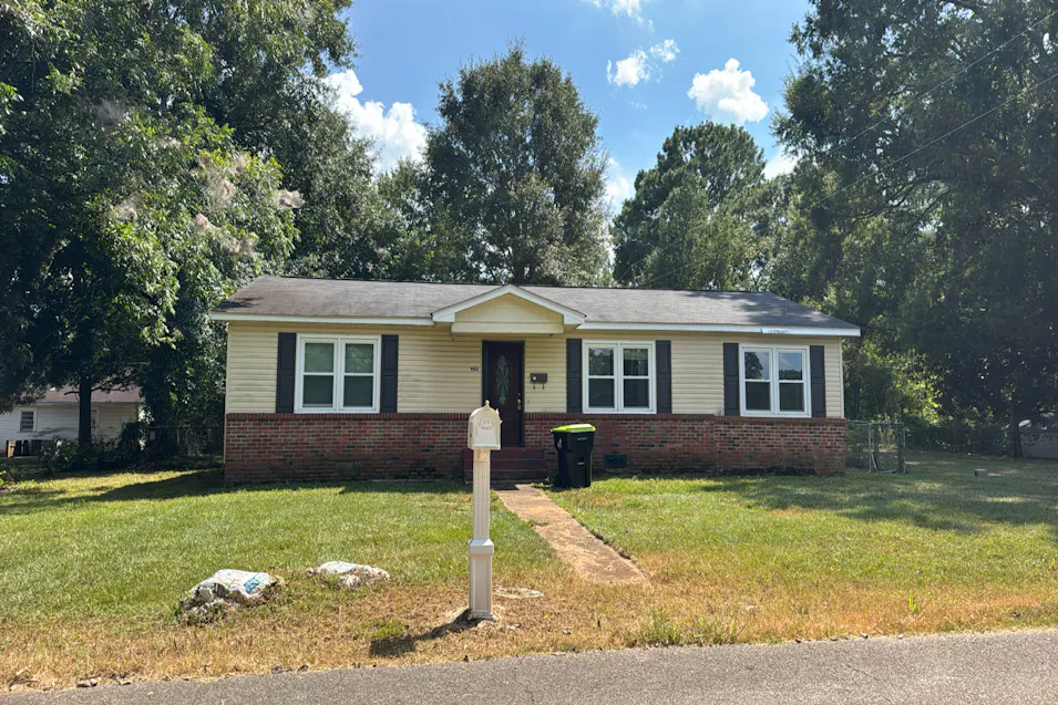903 W 5th St Sylacauga, AL 35150, Talladega County