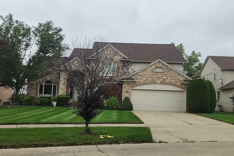 20707 Wolf Dr Macomb, MI 48044, Macomb County