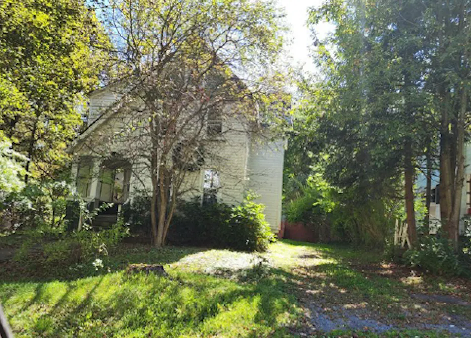 17 Ogden St Walton, NY 13856, Delaware County