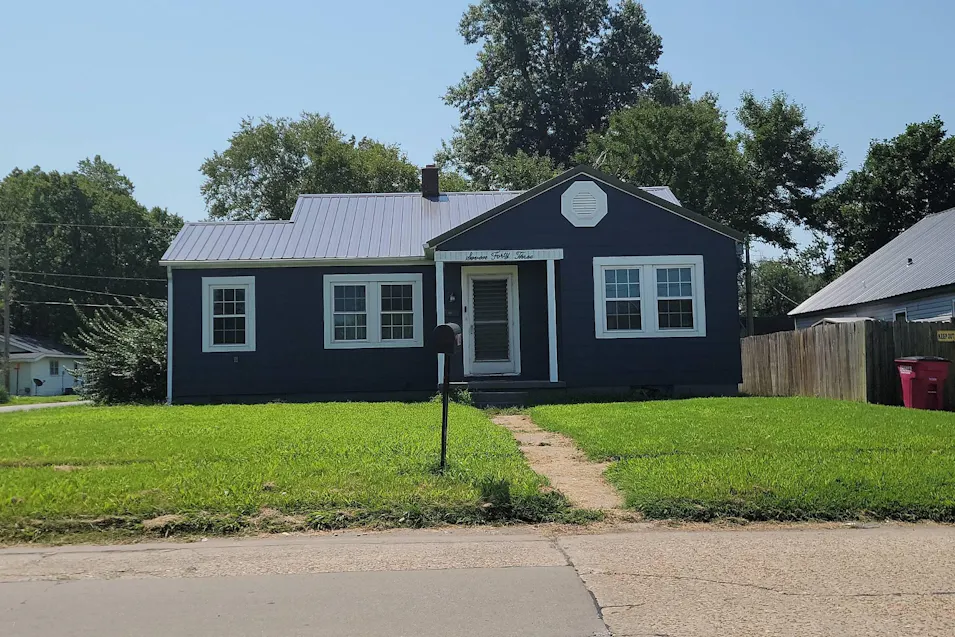 743 Greer Ave Sikeston, MO 63801, Scott County