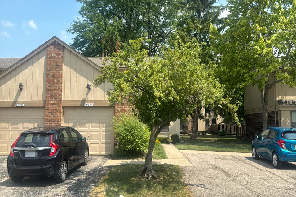 31800 Ivy Ln Warren, MI 48093, Macomb County