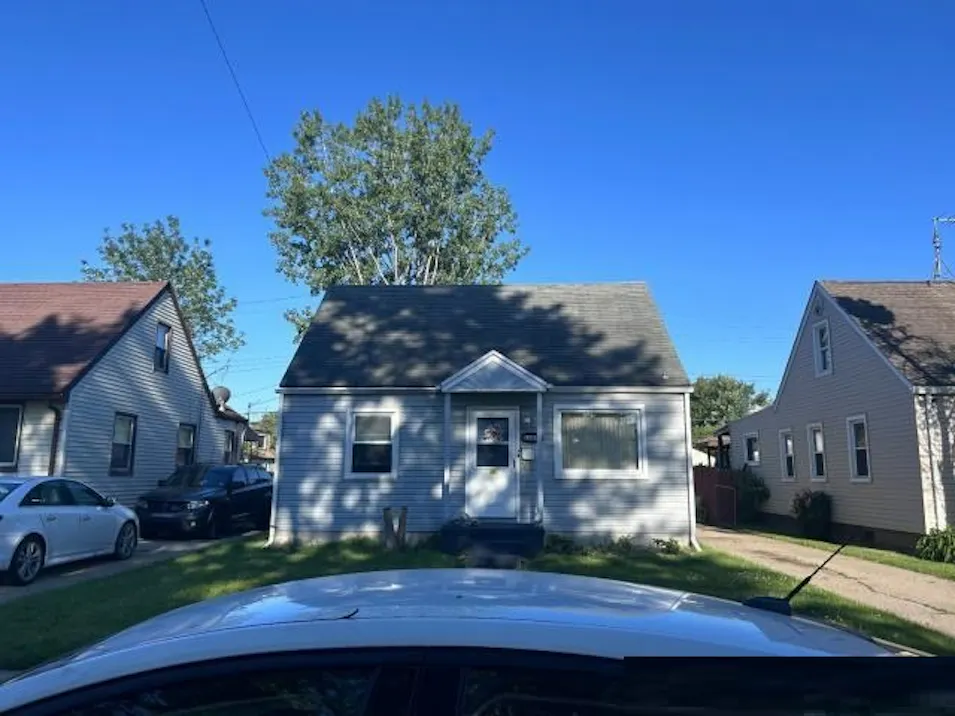 26431 Clancy St Roseville, MI 48066, Macomb County
