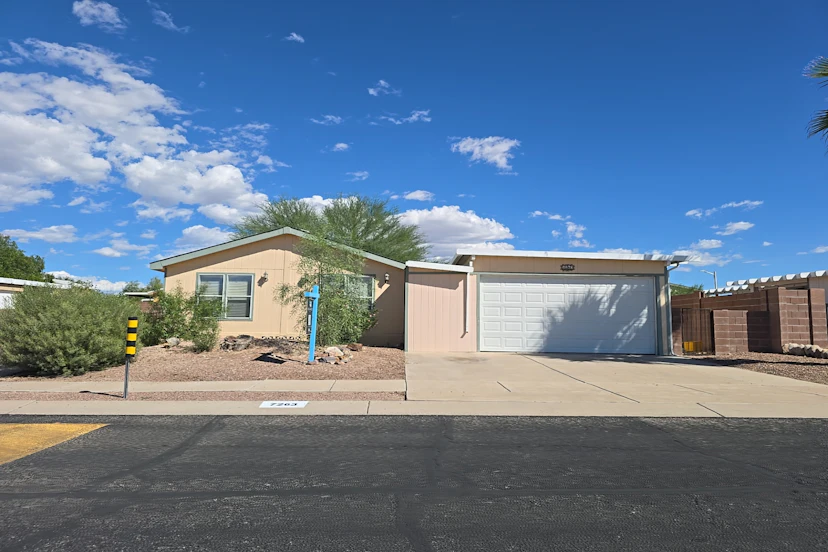 7263 South Ventanna De Las Piedras