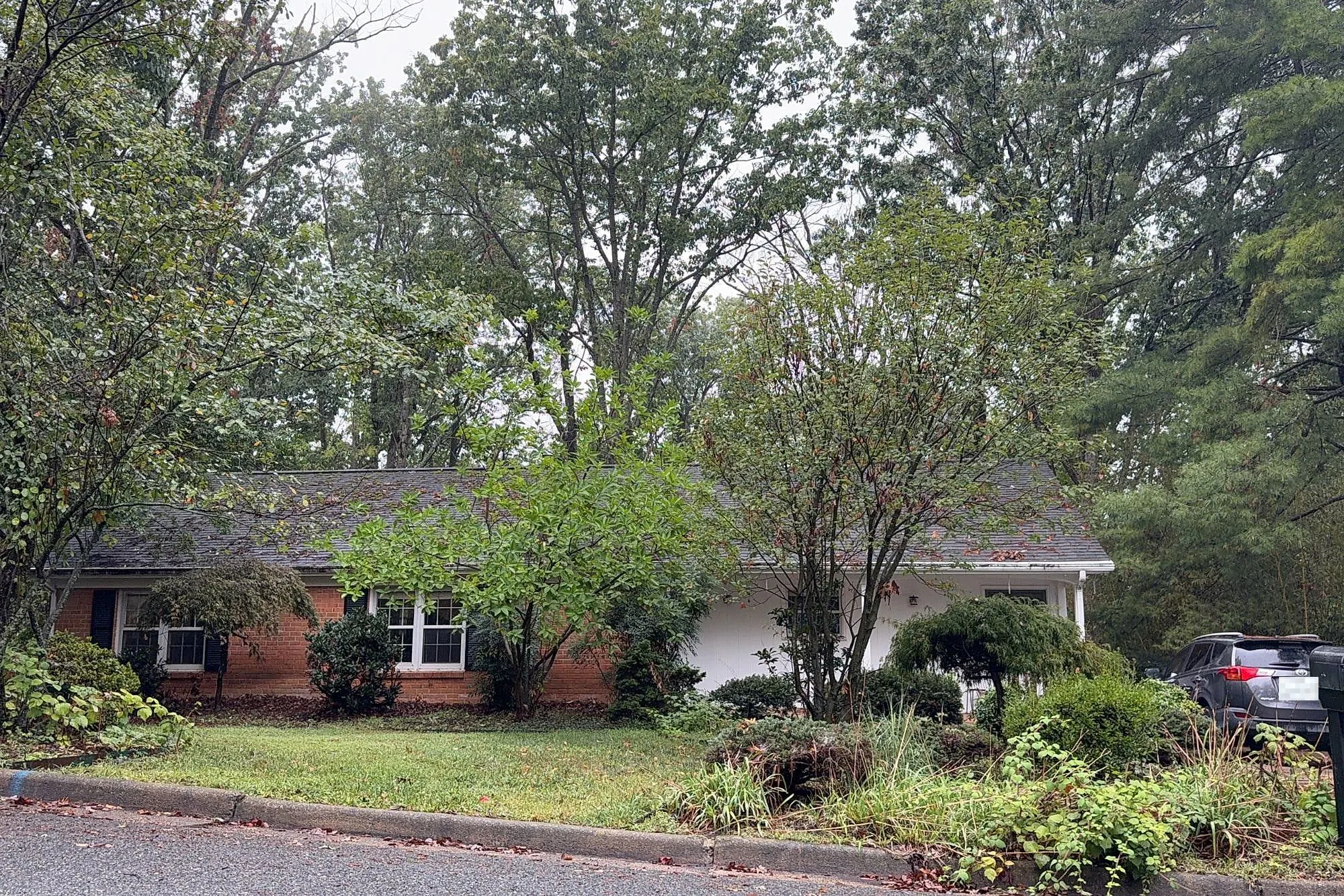 Pinehurst Rd, Staunton, VA 24401