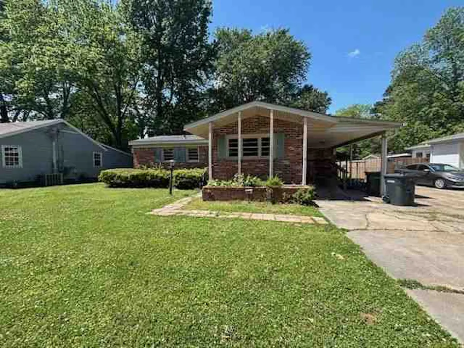 1303 Holly St Jonesboro, AR 72401, Craighead County