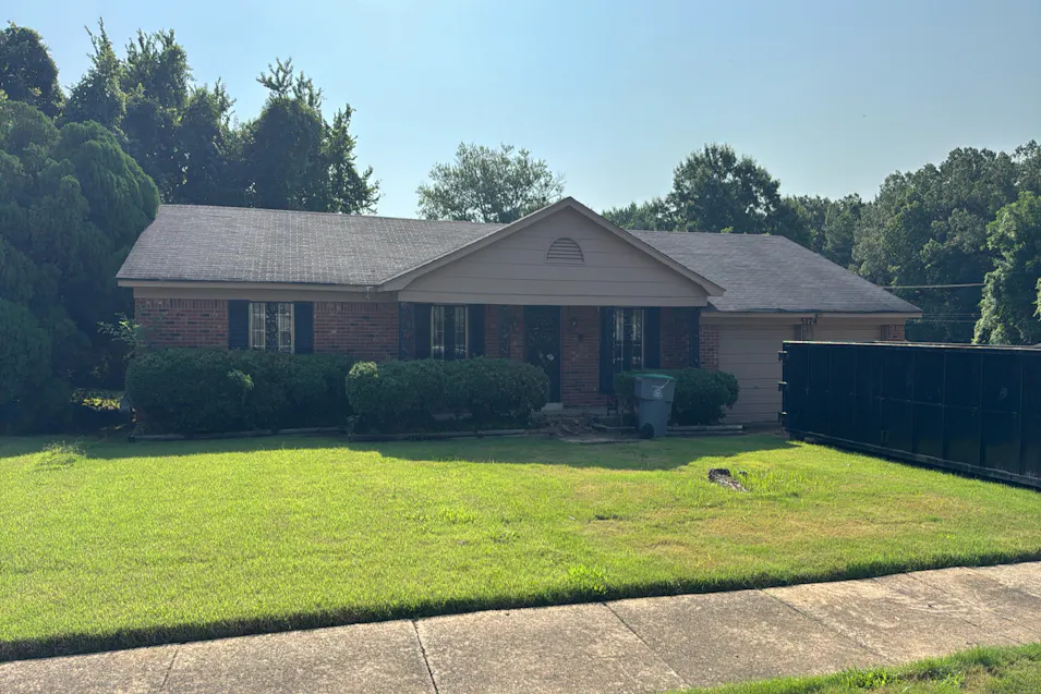 5174 Brushwood Drive Memphis, TN 38109, Shelby County