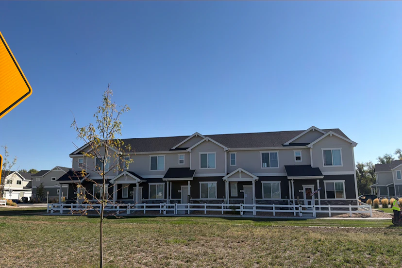 464 Condor Way