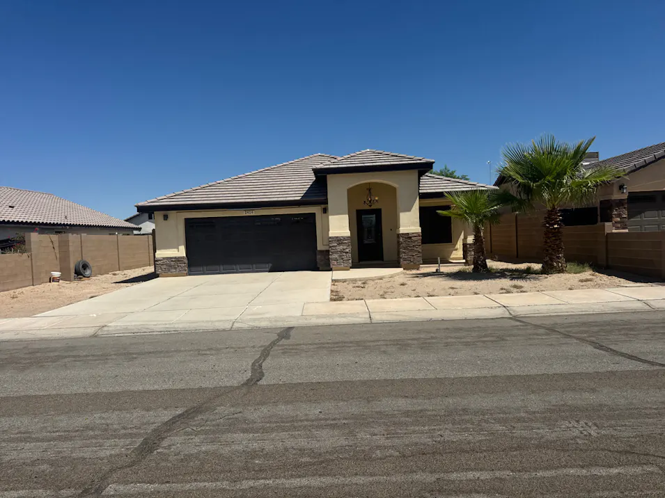 2404 E Uribe St San Luis, AZ 85336, Yuma County