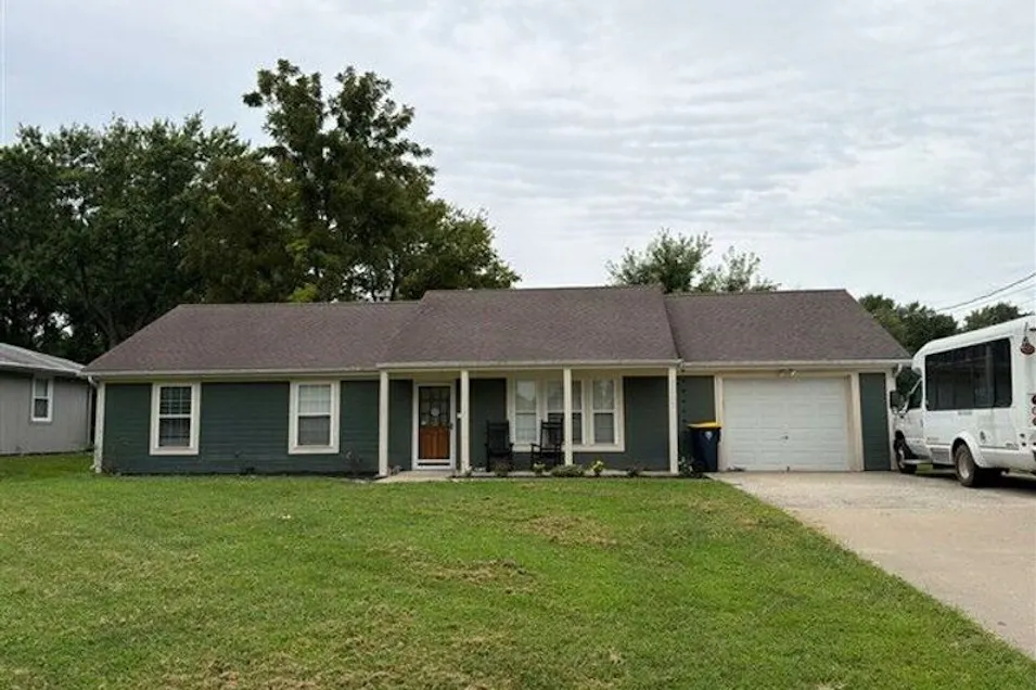 13308 Cherry St Kansas City, MO 64145, Jackson County