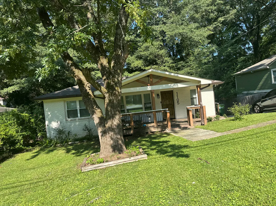1105 Oakland Drive SW Atlanta, GA 30310, Fulton County