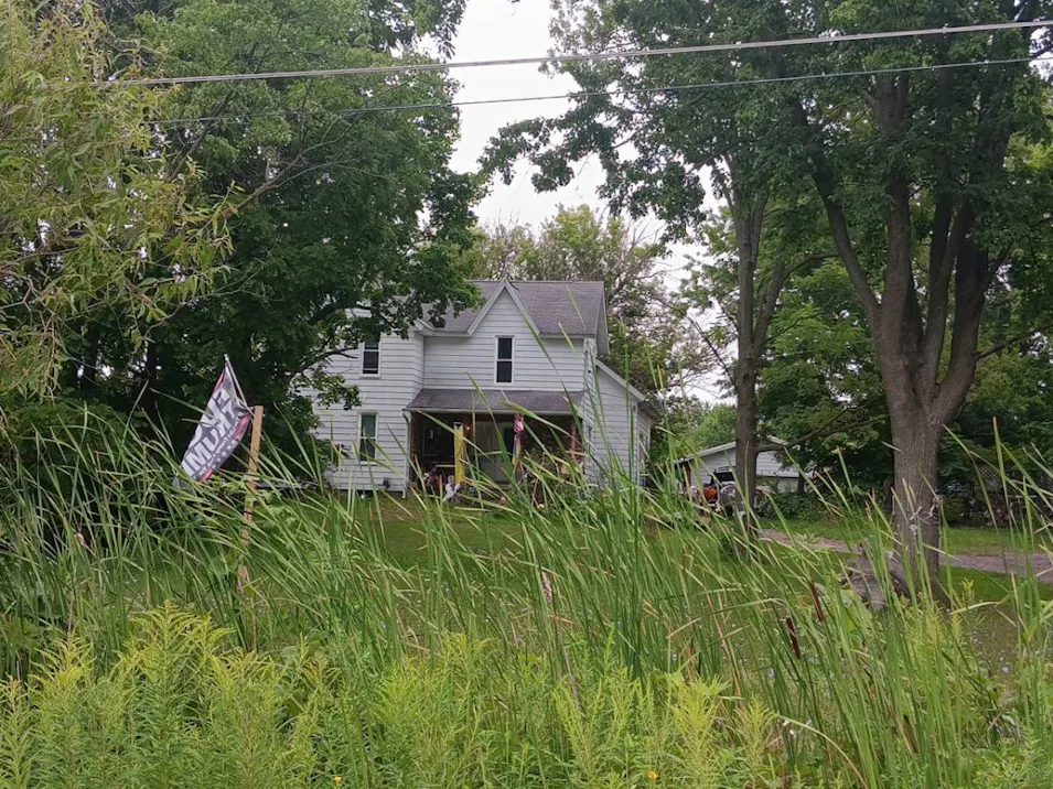 2373 S Sheridan Rd Lennon, MI 48449, Genesee County