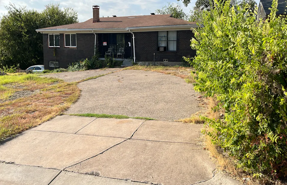 2428 Alloway Dr Fort Worth, TX 76119, Tarrant County