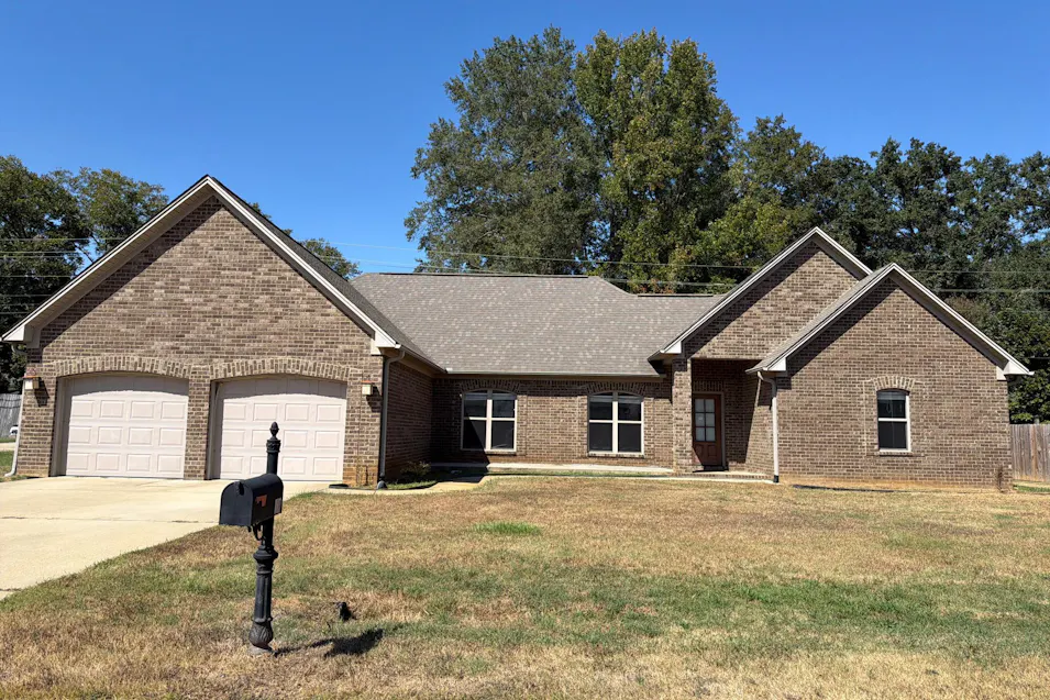 187 Creekwood Circle Saltillo, MS 38866, Lee County