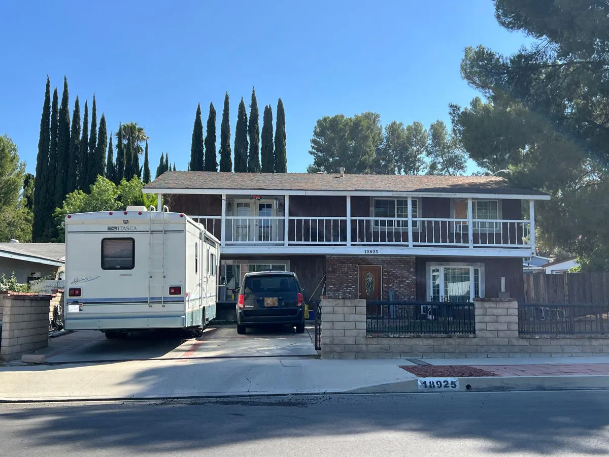 Cedar Valley Way, Newhall, CA 91321
