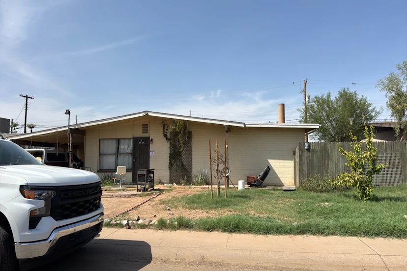 3618 W Minnezona Ave