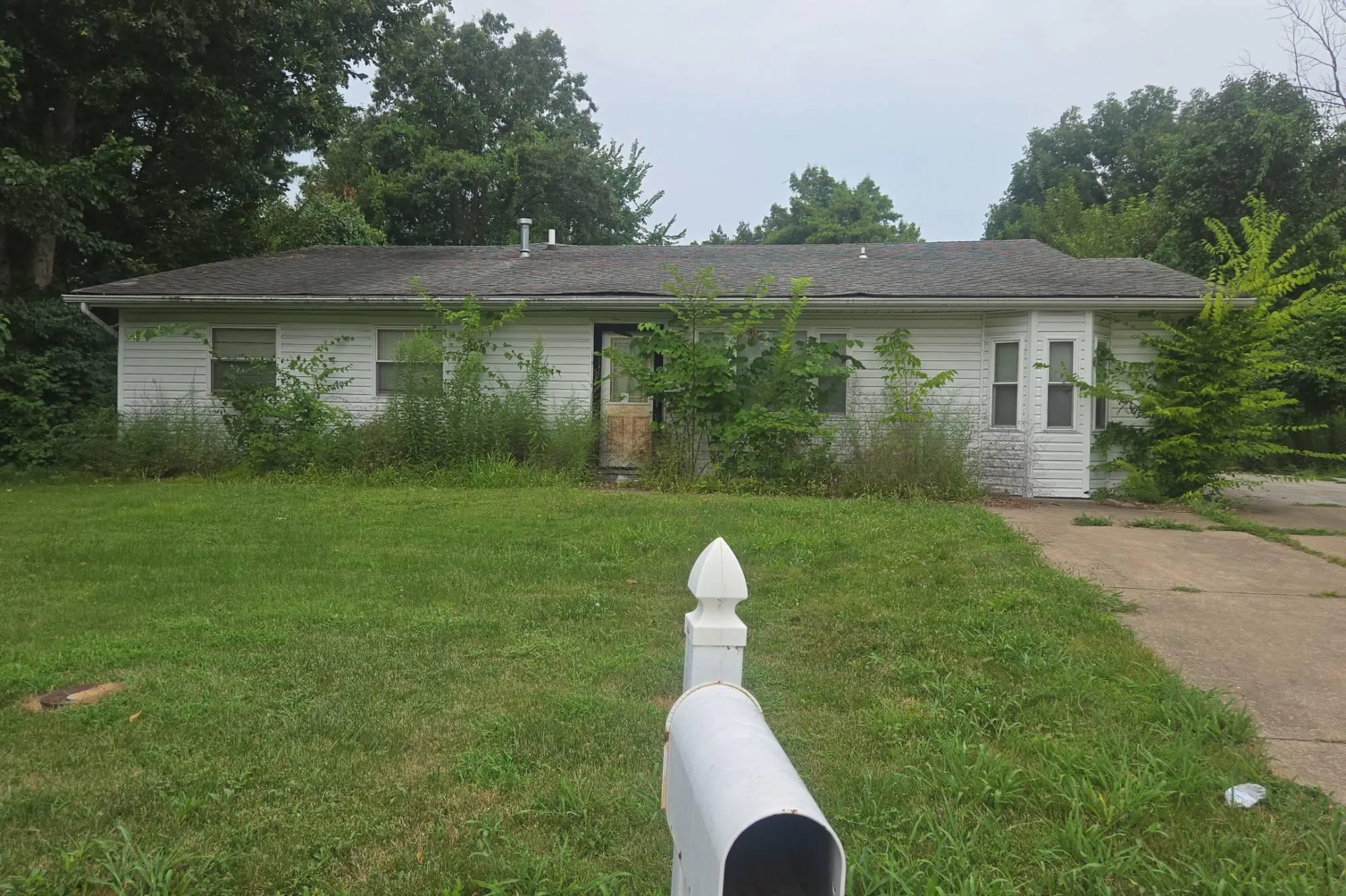 Meadow Dr, O Fallon, MO 63366