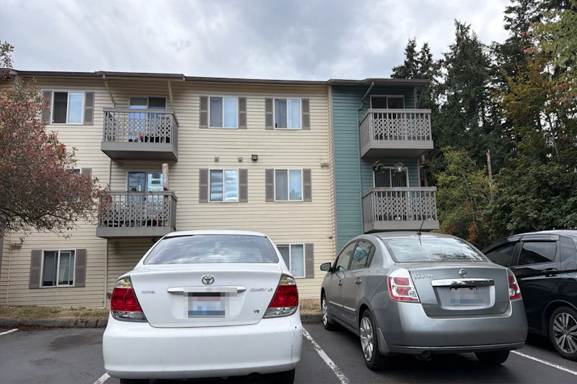 1824 S 330th St Apt B Aka 1824 S 330th St