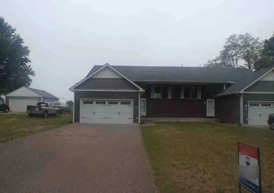 307 13th Ave N Princeton, MN 55371, Mille Lacs County