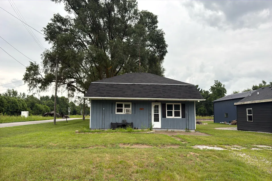 23617 Parrish Ave Schneider, IN 46376-9713, Lake County