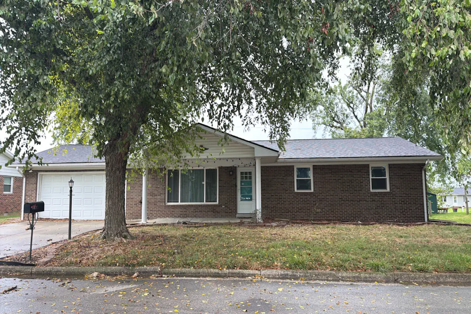 1835 Allyn Dr Mount Vernon, IN 47620-1101, Posey County
