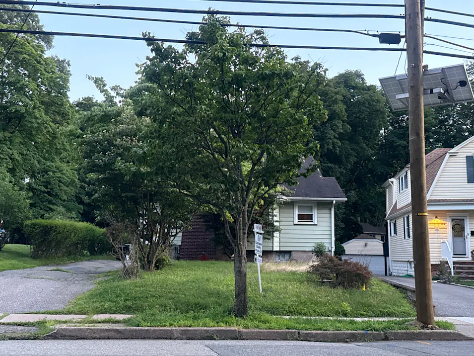 98 Westville Ave Caldwell, NJ 07006, Essex County