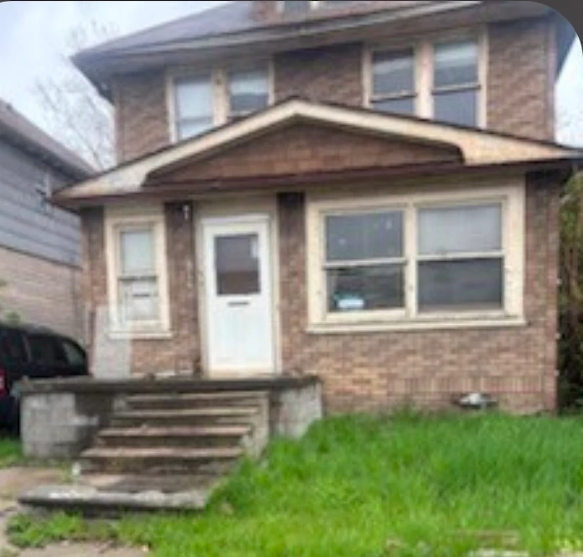 225 Waverly St